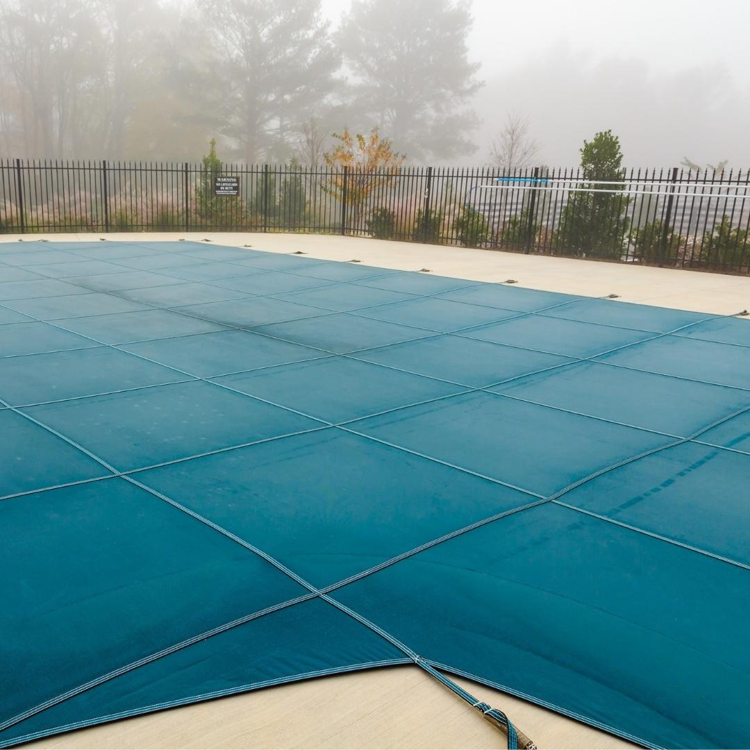 Ventajas increíbles de cubrir tu piscina en invierno